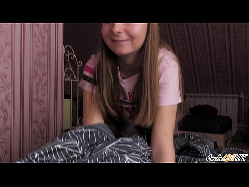 ❤️ Tarraingíonn Blondie BFF go domhain uirthi agus faigheann sí cum ina béal Físeán anal ag ga.porngipfy.ru ☑